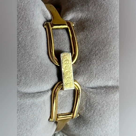 *READ.. GUCCI 1500L BANGLE GOLD PLATED black watch - Picture 10 of 13